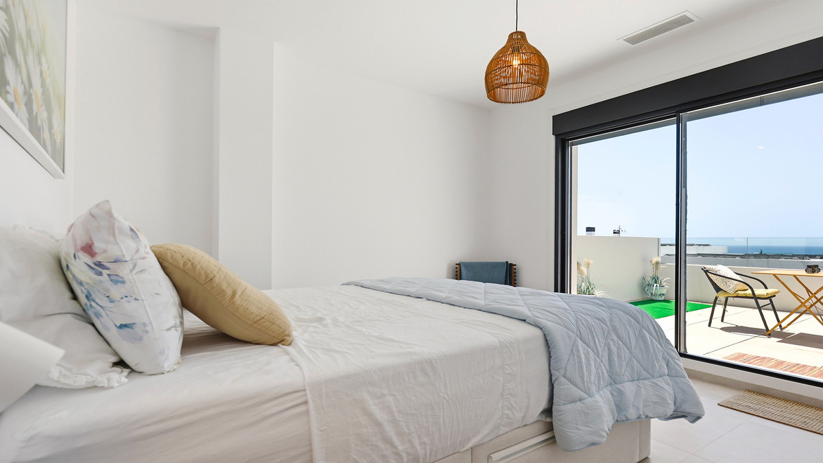 3 Bed Apartment for sale in Casares Costa Del Sol, Málaga, Spain