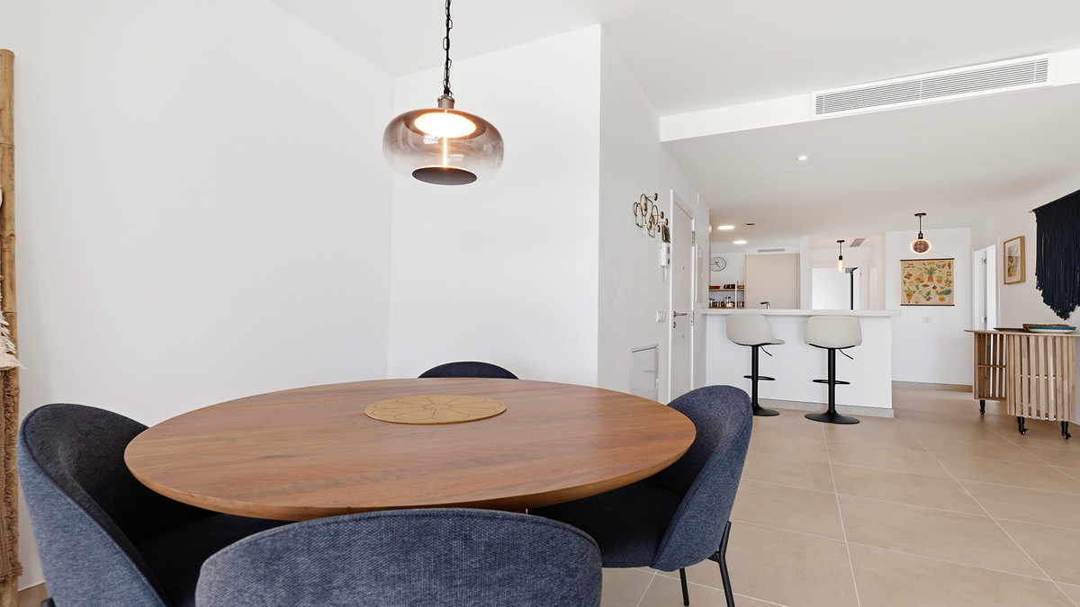 3 Bed Apartment for sale in Casares Costa Del Sol, Málaga, Spain