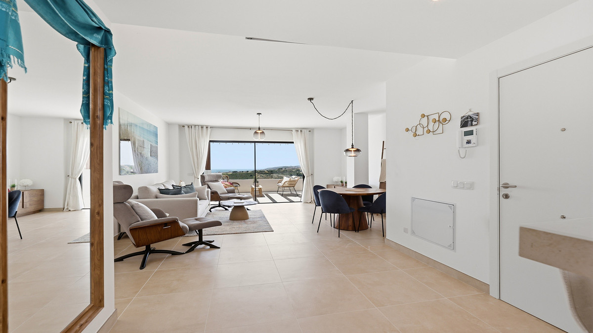 3 Bed Apartment for sale in Casares Costa Del Sol, Málaga, Spain