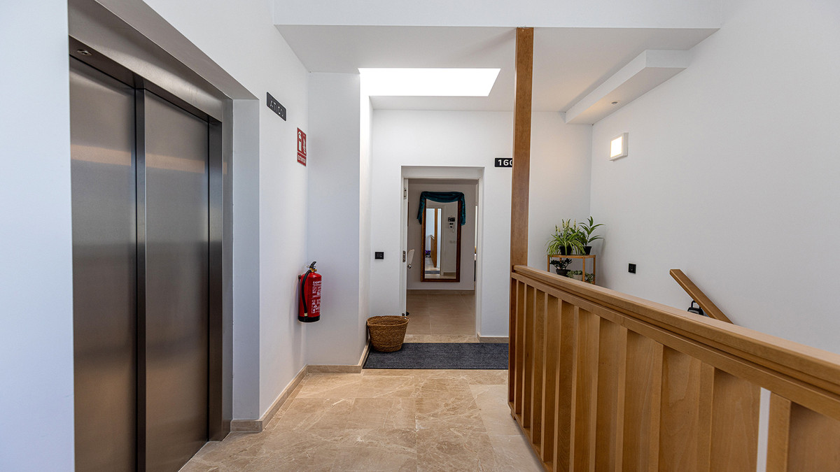 3 Bed Apartment for sale in Casares Costa Del Sol, Málaga, Spain
