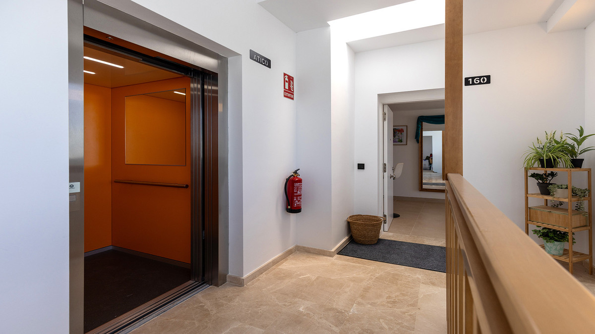 3 Bed Apartment for sale in Casares Costa Del Sol, Málaga, Spain