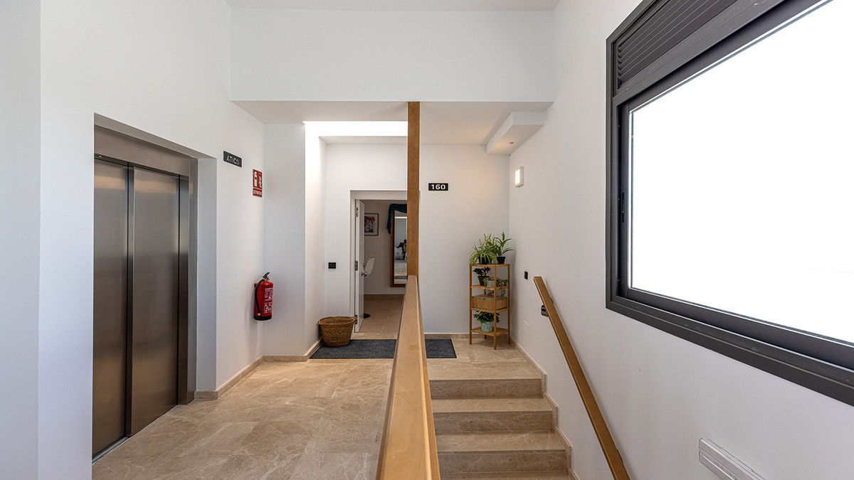 3 Bed Apartment for sale in Casares Costa Del Sol, Málaga, Spain