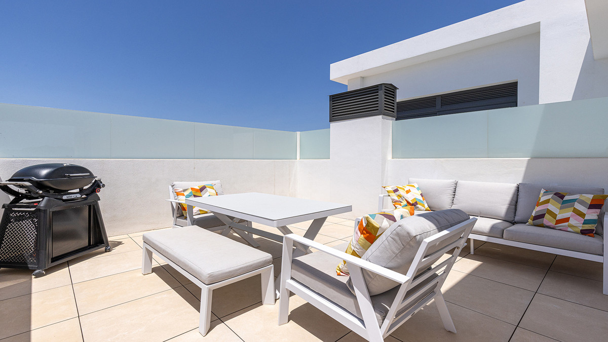 3 Bed Apartment for sale in Casares Costa Del Sol, Málaga, Spain