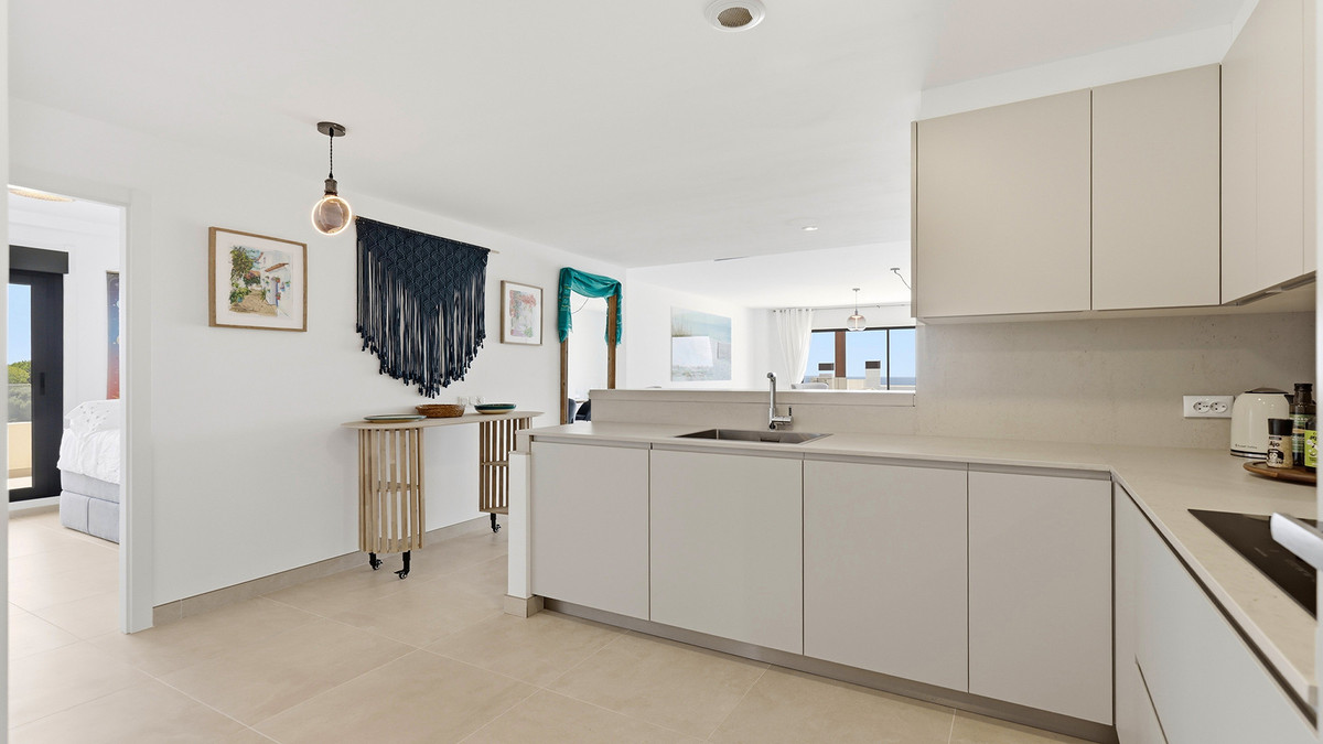 3 Bed Apartment for sale in Casares Costa Del Sol, Málaga, Spain
