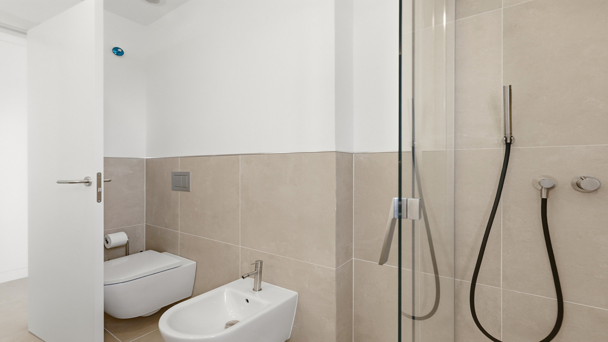 3 Bed Apartment for sale in Casares Costa Del Sol, Málaga, Spain