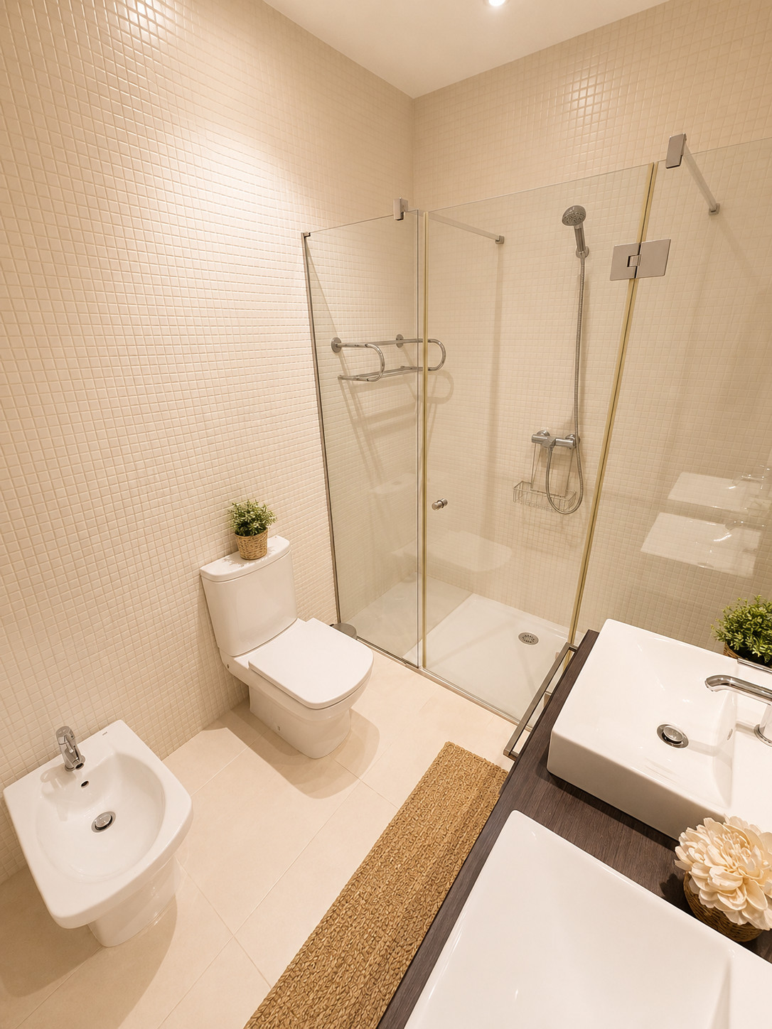 3 Bed Townhouse for sale in San Enrique Costa Del Sol, Cádiz, Spain