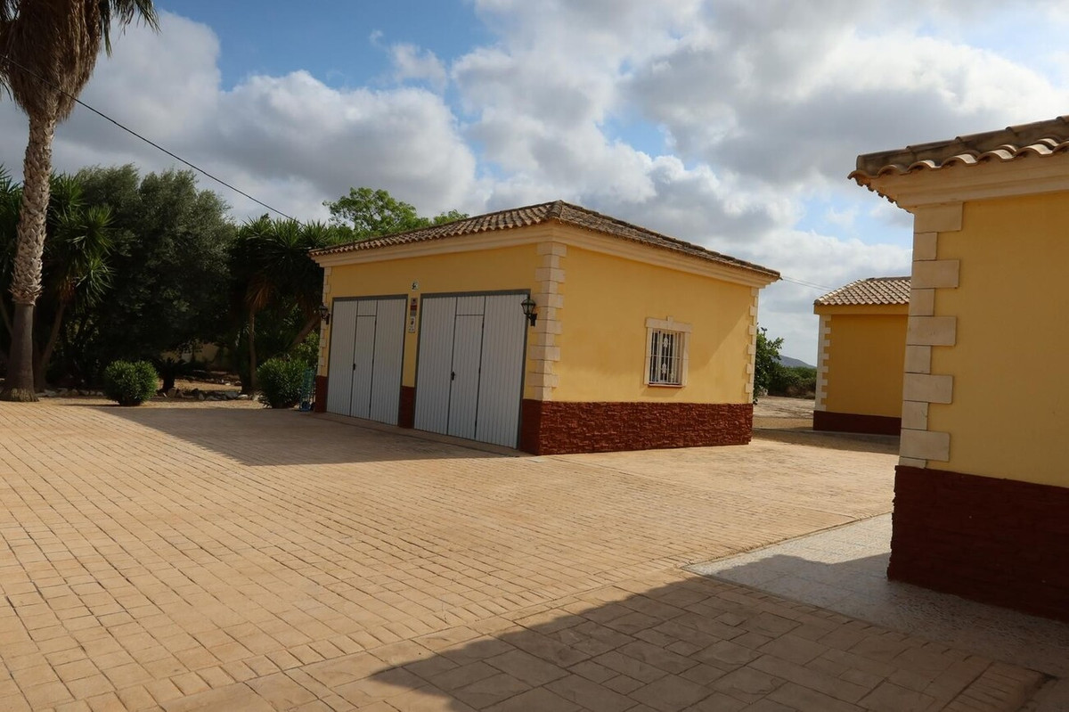 4 Bed Townhouse for sale in Orihuela Costa Blanca, Alicante, Spain