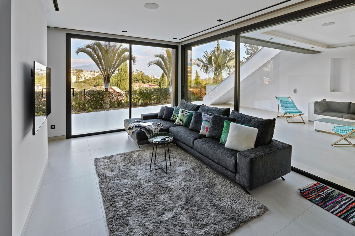 Se vende Villa - Chalet de 6 dormitorios en Costa Del Sol, Málaga, España