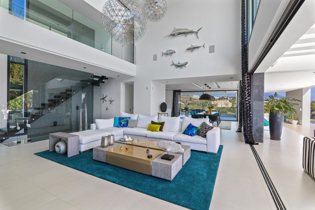 Se vende Villa - Chalet de 6 dormitorios en Costa Del Sol, Málaga, España