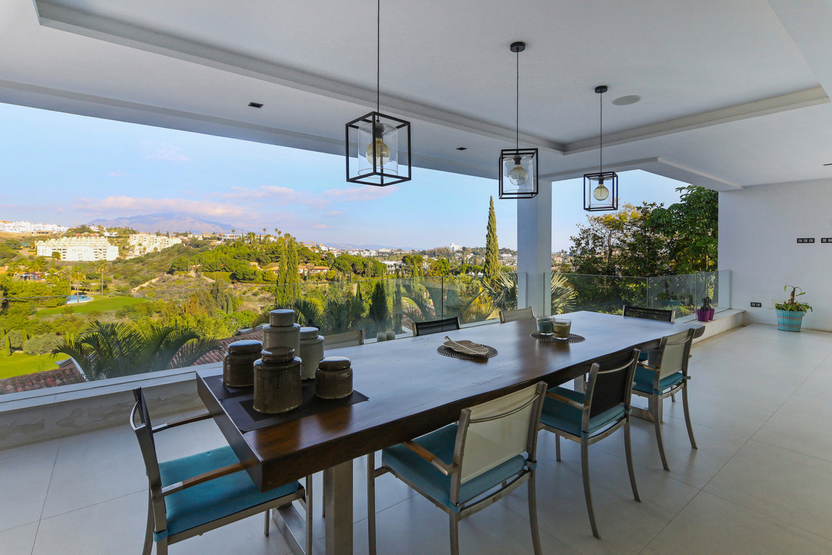 Se vende Villa - Chalet de 6 dormitorios en Costa Del Sol, Málaga, España