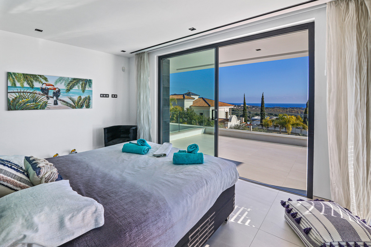 Se vende Villa - Chalet de 6 dormitorios en Costa Del Sol, Málaga, España