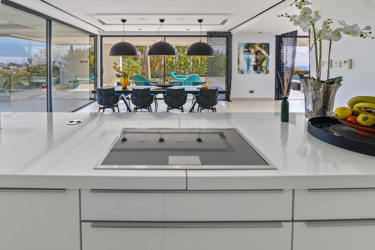 Se vende Villa - Chalet de 6 dormitorios en Costa Del Sol, Málaga, España