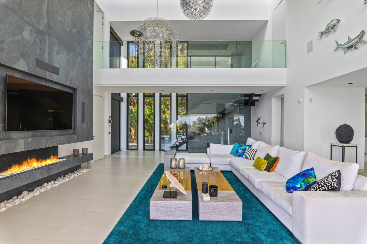 Se vende Villa - Chalet de 6 dormitorios en Costa Del Sol, Málaga, España