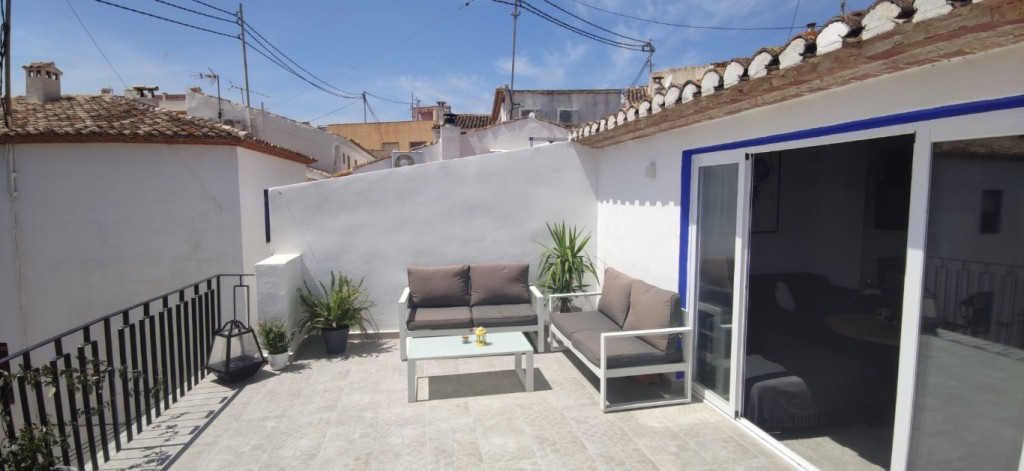 4 Bed Apartment for sale in La Nucia Costa Blanca, Alicante, Spain