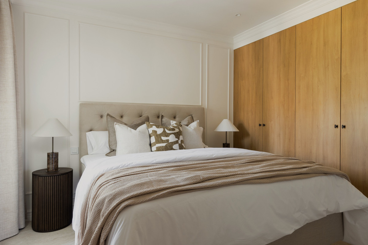 3 Bed Apartment for sale in Nueva Andalucía Costa Del Sol, Málaga, Spain