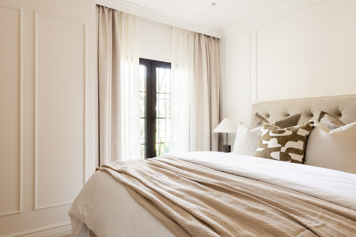 3 Bed Apartment for sale in Nueva Andalucía Costa Del Sol, Málaga, Spain