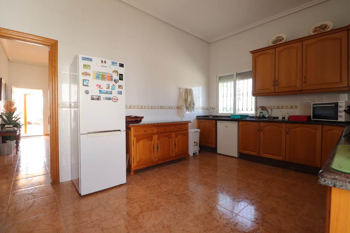3 Bed Townhouse for sale in Albatera Costa Blanca, Alicante, Spain