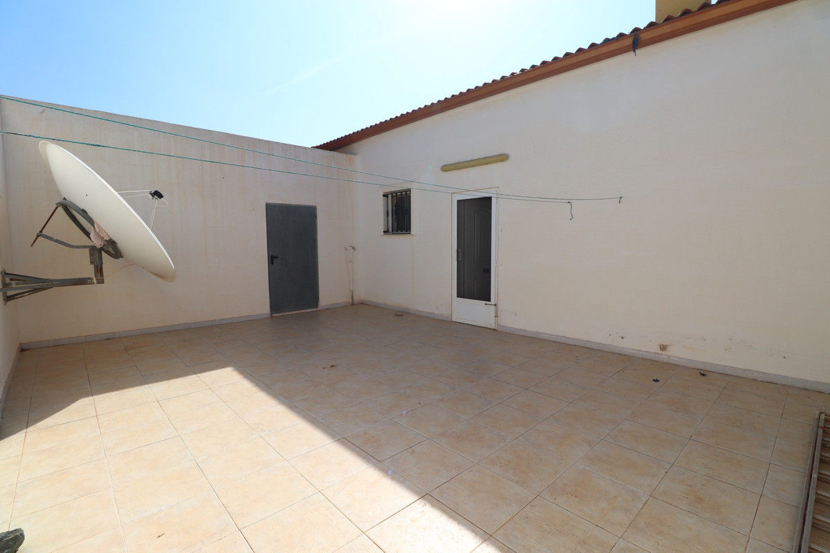 3 Bed Townhouse for sale in Albatera Costa Blanca, Alicante, Spain