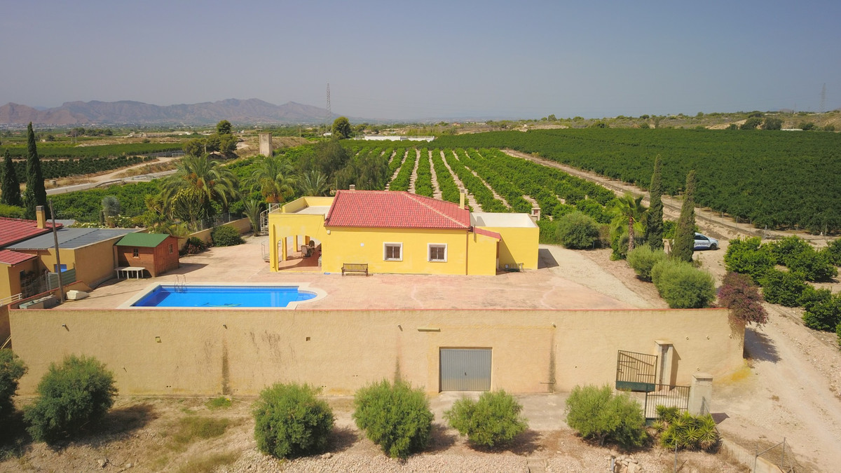 3 Bed Townhouse for sale in Albatera Costa Blanca, Alicante, Spain