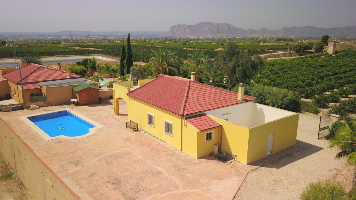 3 Bed Townhouse for sale in Albatera Costa Blanca, Alicante, Spain
