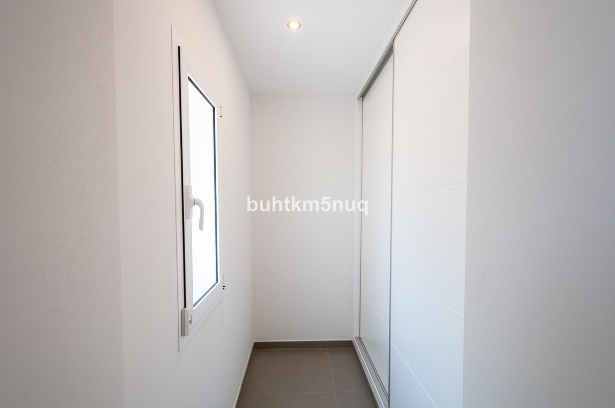 4 Bed Townhouse for sale in Calpe Costa Blanca, Alicante, Spain