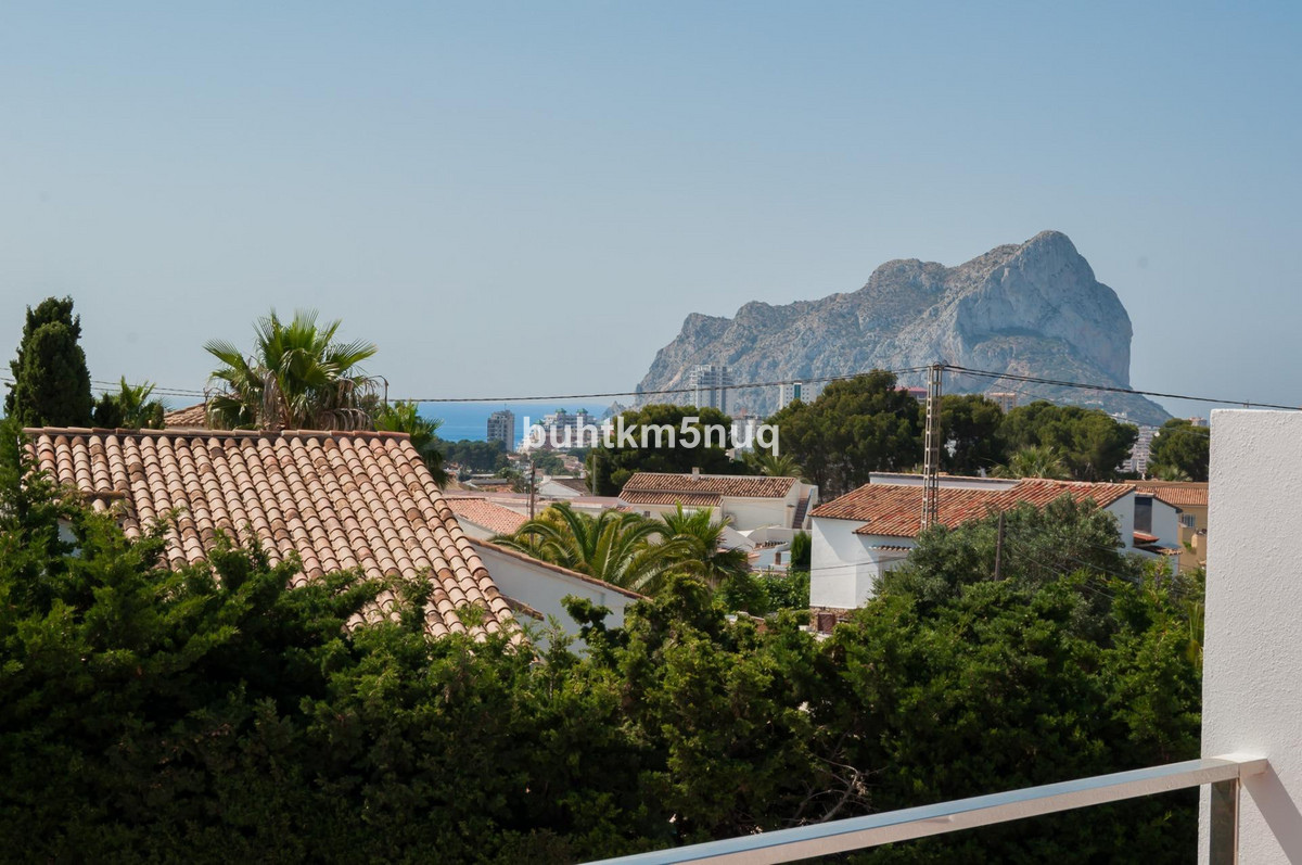 4 Bed Townhouse for sale in Calpe Costa Blanca, Alicante, Spain