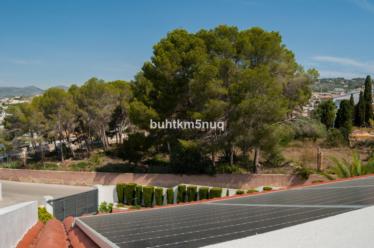 4 Bed Townhouse for sale in Calpe Costa Blanca, Alicante, Spain