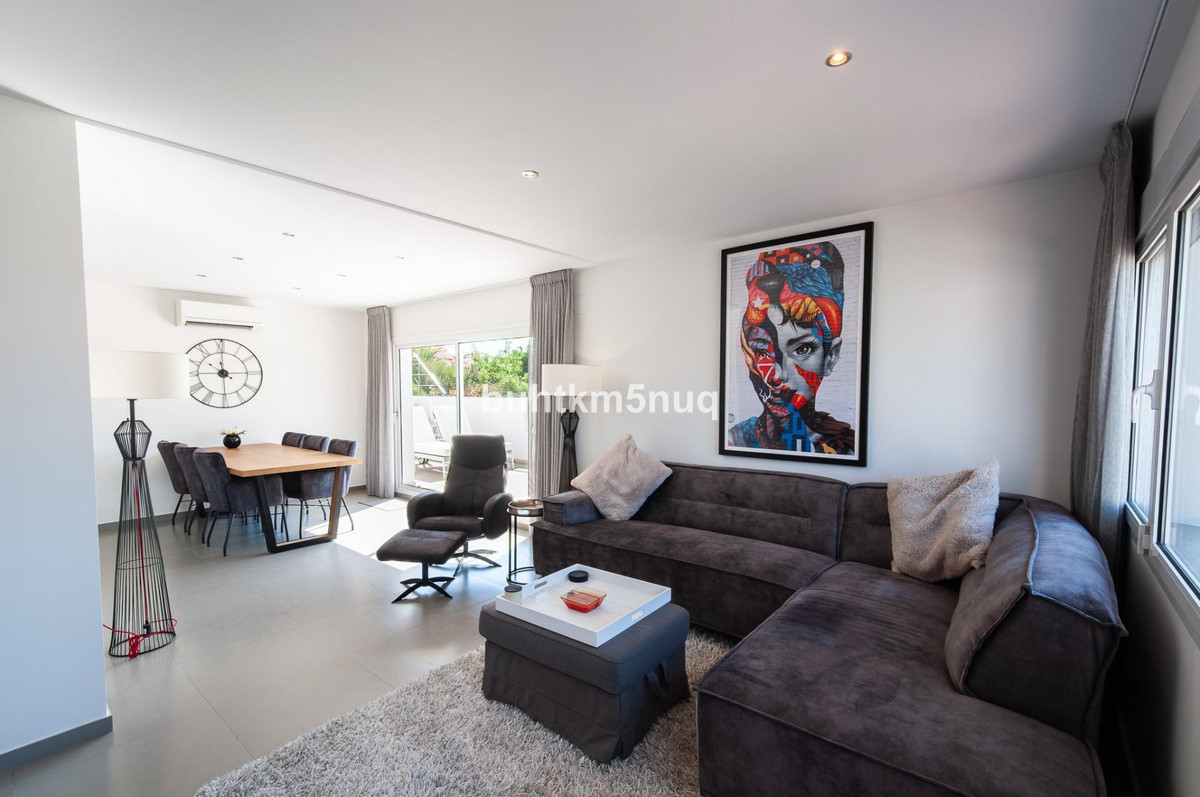 4 Bed Townhouse for sale in Calpe Costa Blanca, Alicante, Spain
