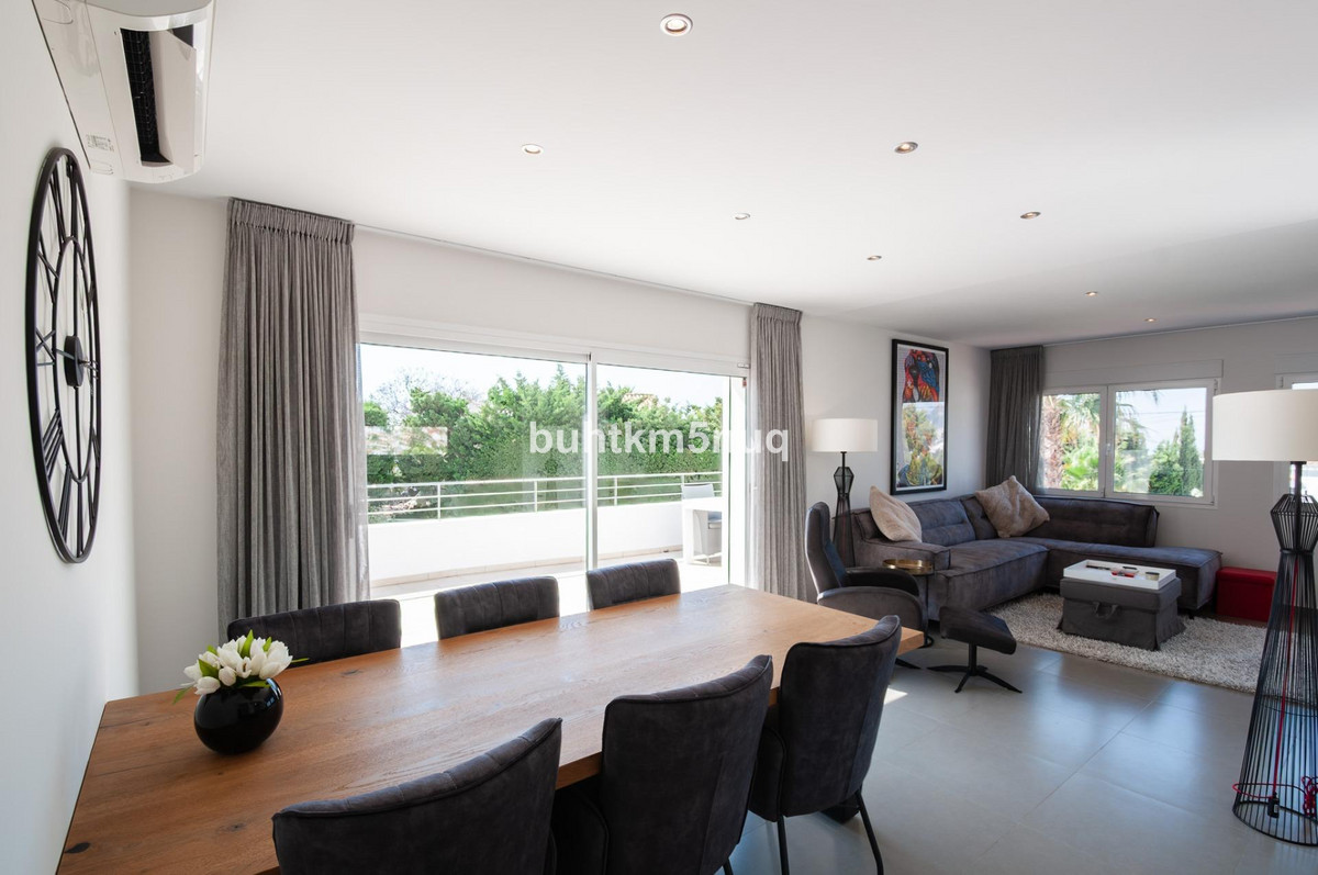 4 Bed Townhouse for sale in Calpe Costa Blanca, Alicante, Spain