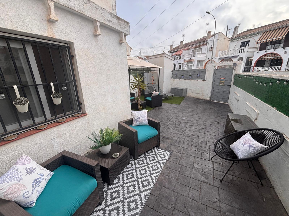 2 Bed Apartment for sale in Torrevieja Costa Blanca, Alicante, Spain