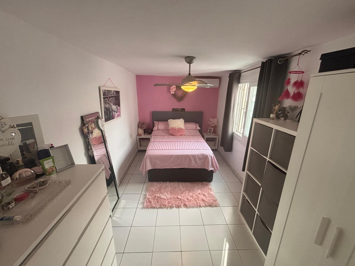 2 Bed Apartment for sale in Torrevieja Costa Blanca, Alicante, Spain