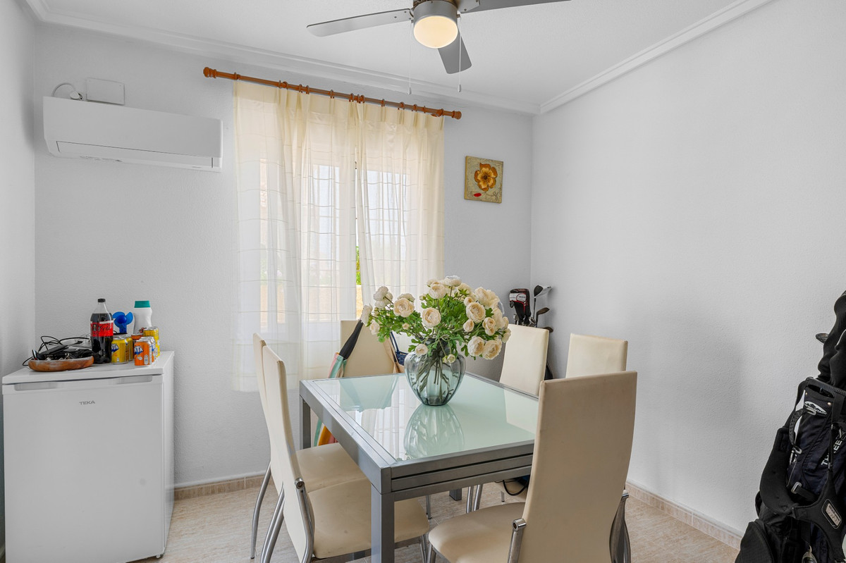 Se vende Villa - Chalet de 3 dormitorios en Costa Blanca, Alicante, España