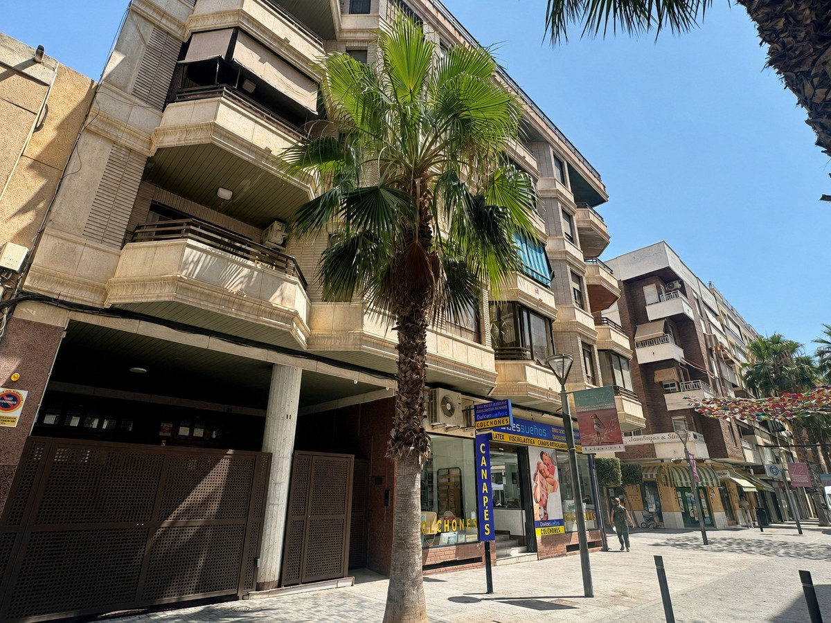 4 Bed Apartment for sale in Torrevieja Costa Blanca, Alicante, Spain