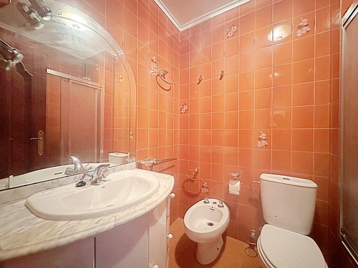 4 Bed Apartment for sale in Torrevieja Costa Blanca, Alicante, Spain
