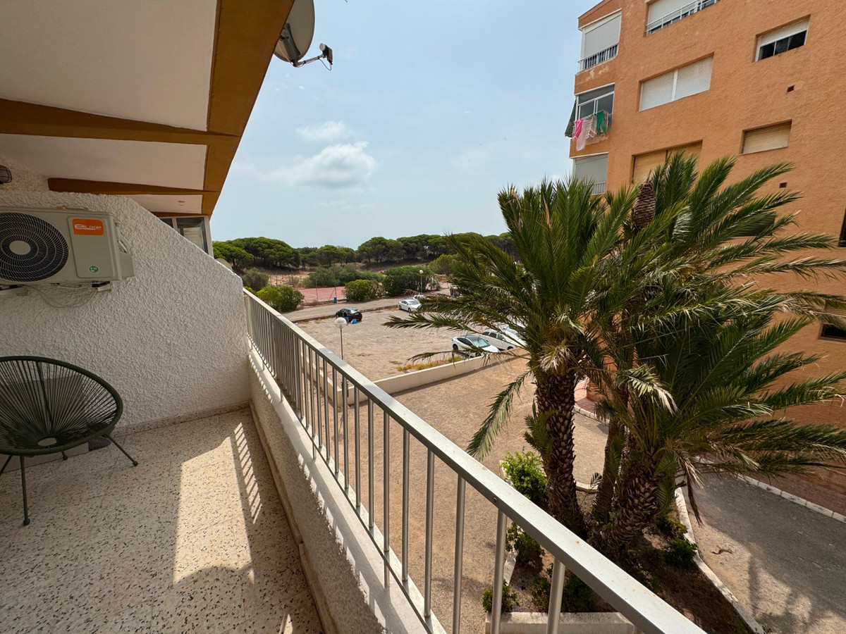 2 Bed Apartment for sale in Guardamar Del Segura Costa Blanca, Alicante, Spain