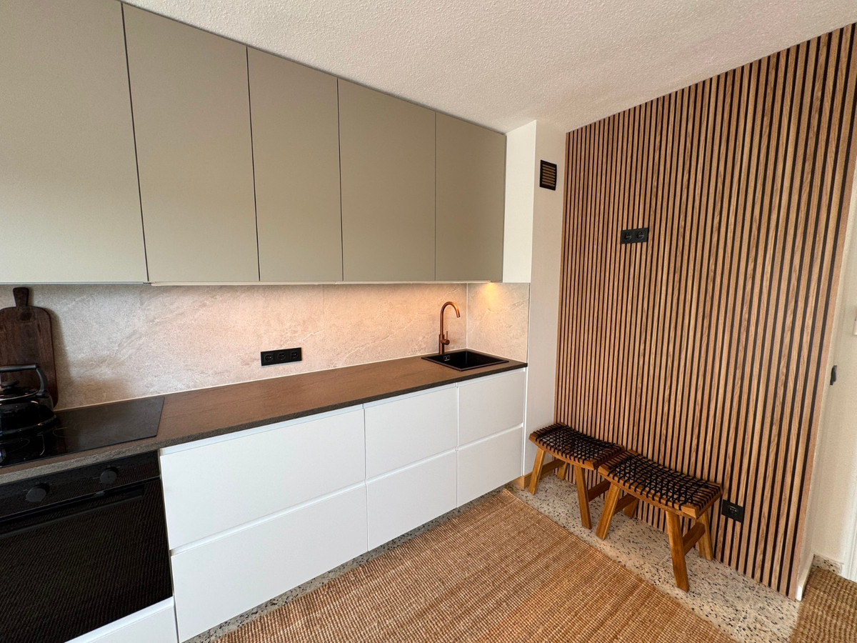 2 Bed Apartment for sale in Guardamar Del Segura Costa Blanca, Alicante, Spain