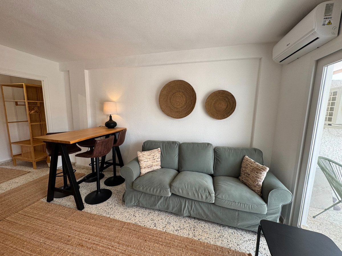2 Bed Apartment for sale in Guardamar Del Segura Costa Blanca, Alicante, Spain