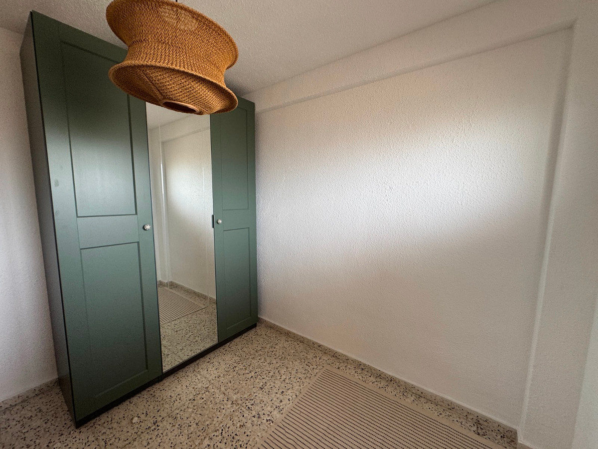 2 Bed Apartment for sale in Guardamar Del Segura Costa Blanca, Alicante, Spain