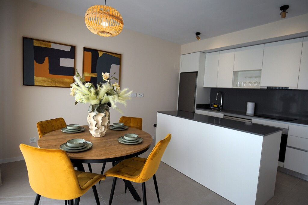 2 Bed Apartment for sale in Estepona Costa Del Sol, Málaga, Spain