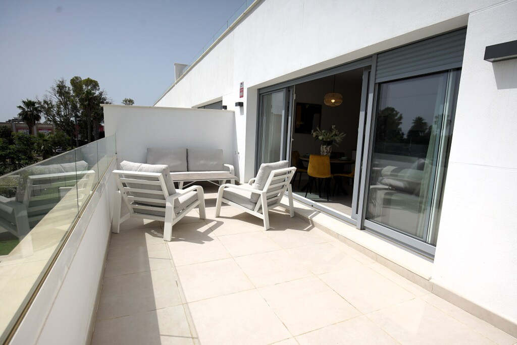 2 Bed Apartment for sale in Estepona Costa Del Sol, Málaga, Spain