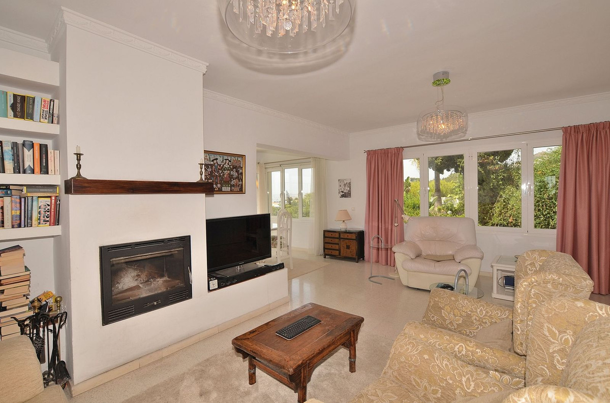 3 Bed Townhouse for sale in Benalmadena Costa Costa Del Sol, Málaga, Spain