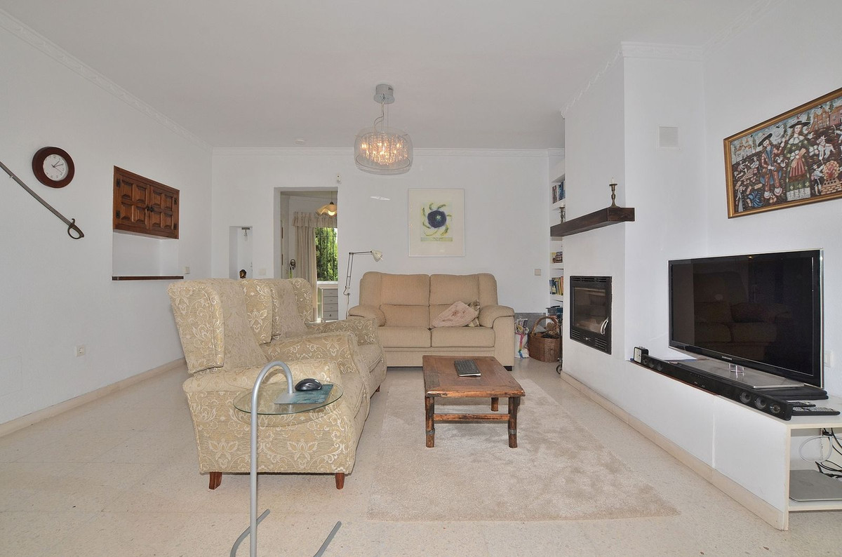 3 Bed Townhouse for sale in Benalmadena Costa Costa Del Sol, Málaga, Spain