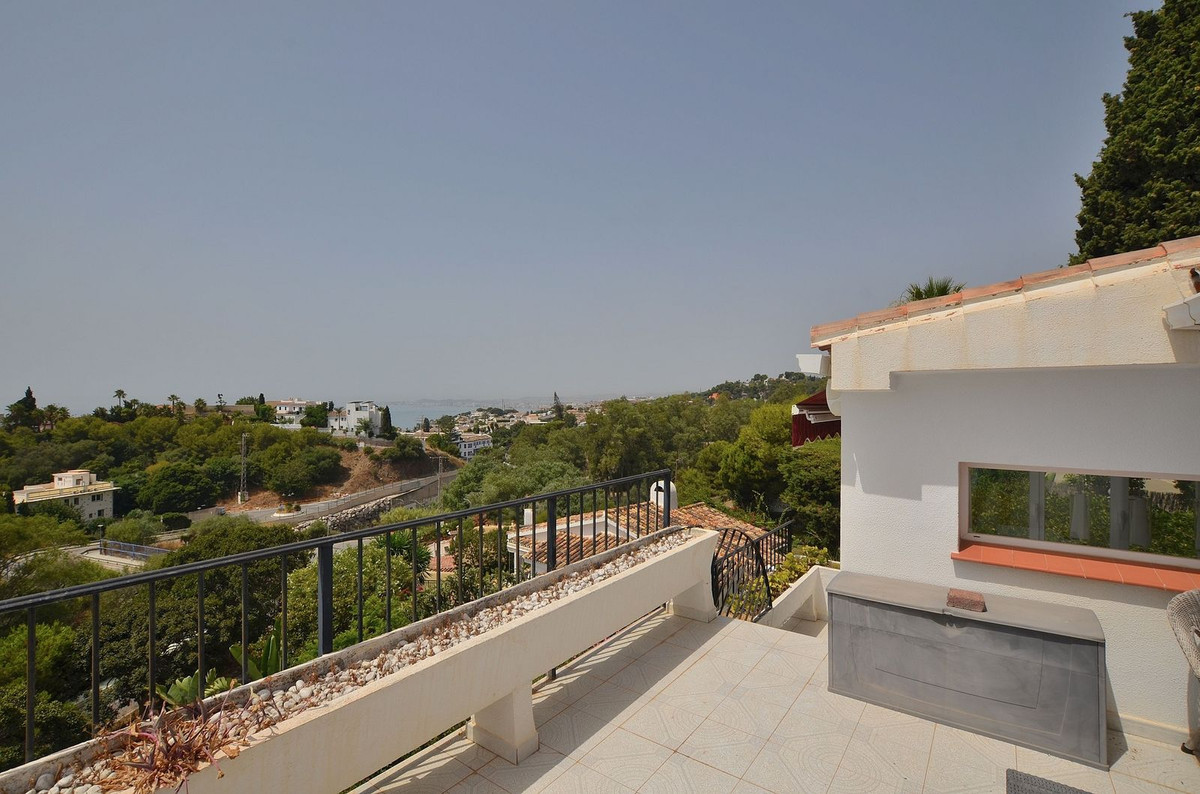 3 Bed Townhouse for sale in Benalmadena Costa Costa Del Sol, Málaga, Spain