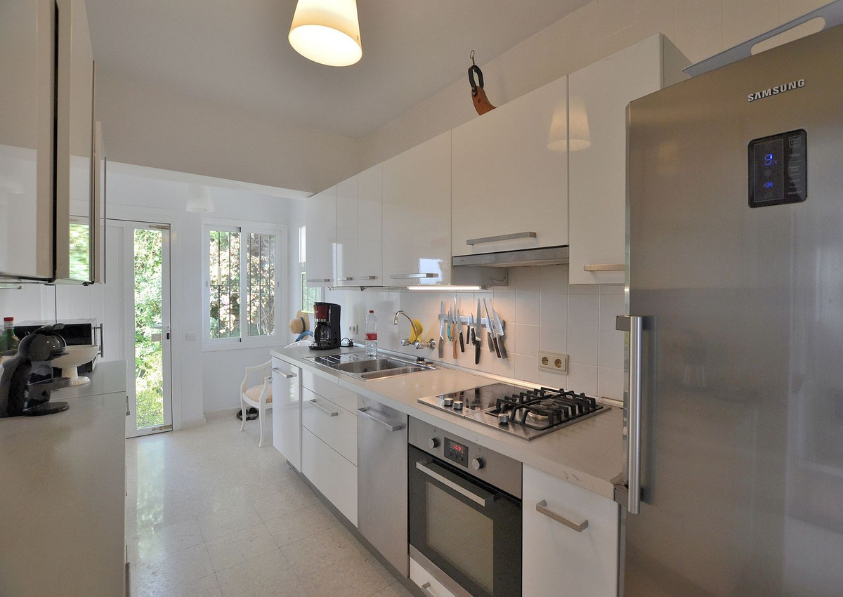 3 Bed Townhouse for sale in Benalmadena Costa Costa Del Sol, Málaga, Spain
