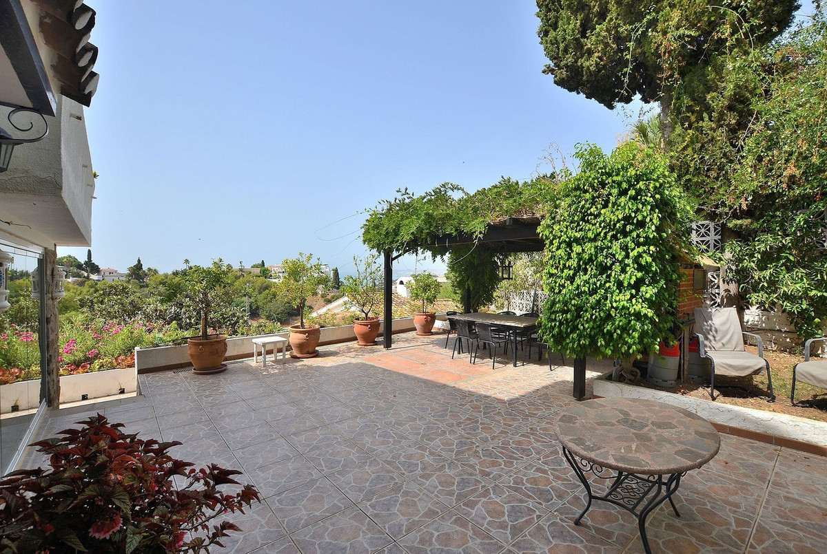 3 Bed Townhouse for sale in Benalmadena Costa Costa Del Sol, Málaga, Spain
