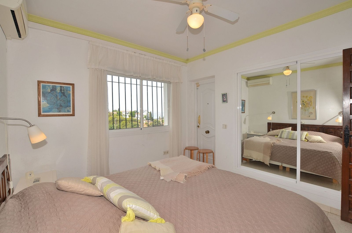 3 Bed Townhouse for sale in Benalmadena Costa Costa Del Sol, Málaga, Spain