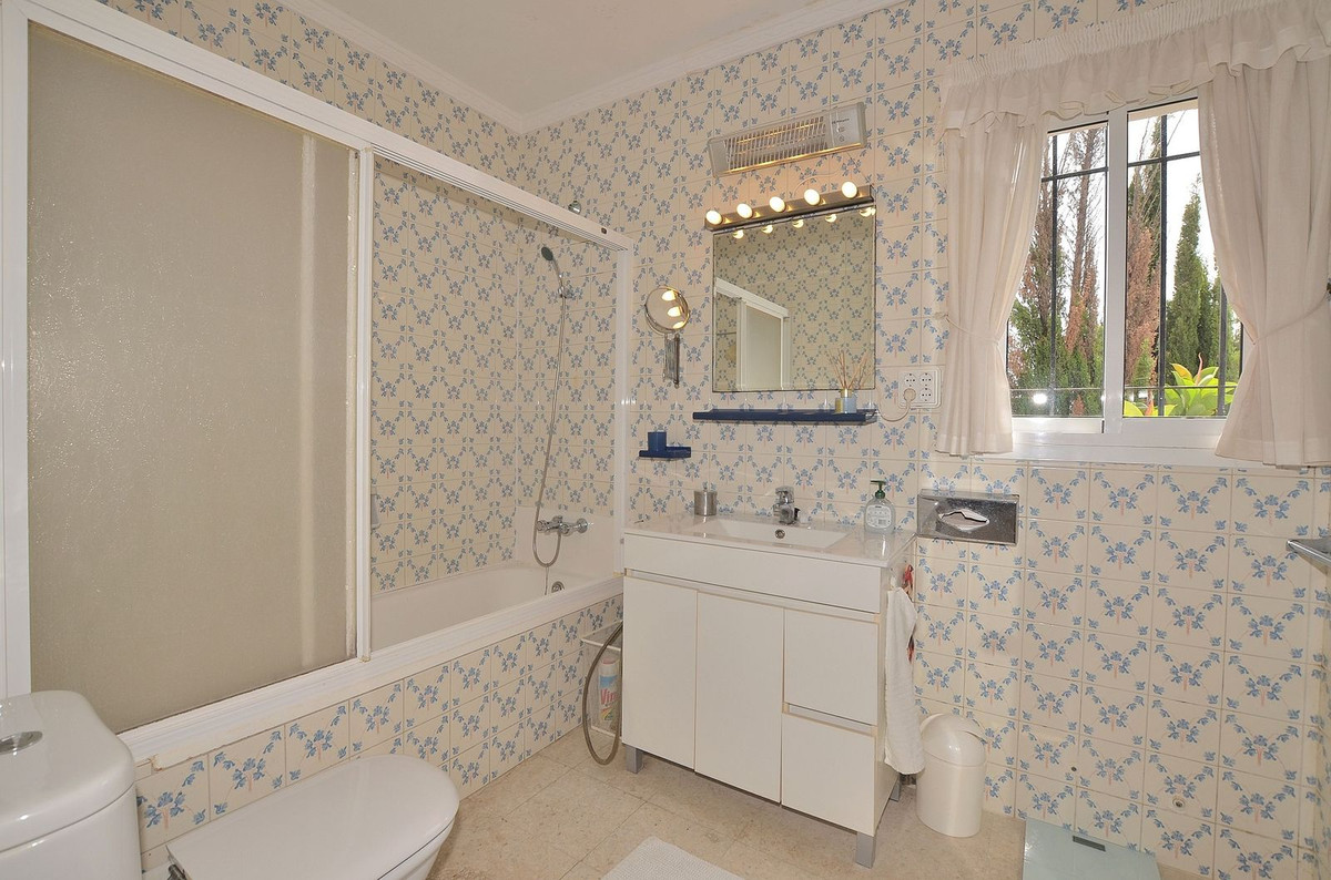 3 Bed Townhouse for sale in Benalmadena Costa Costa Del Sol, Málaga, Spain