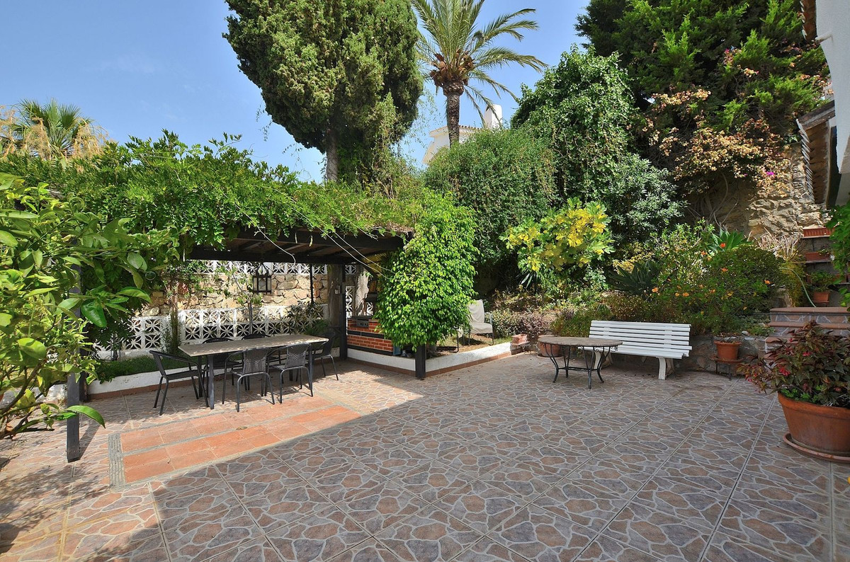 3 Bed Townhouse for sale in Benalmadena Costa Costa Del Sol, Málaga, Spain