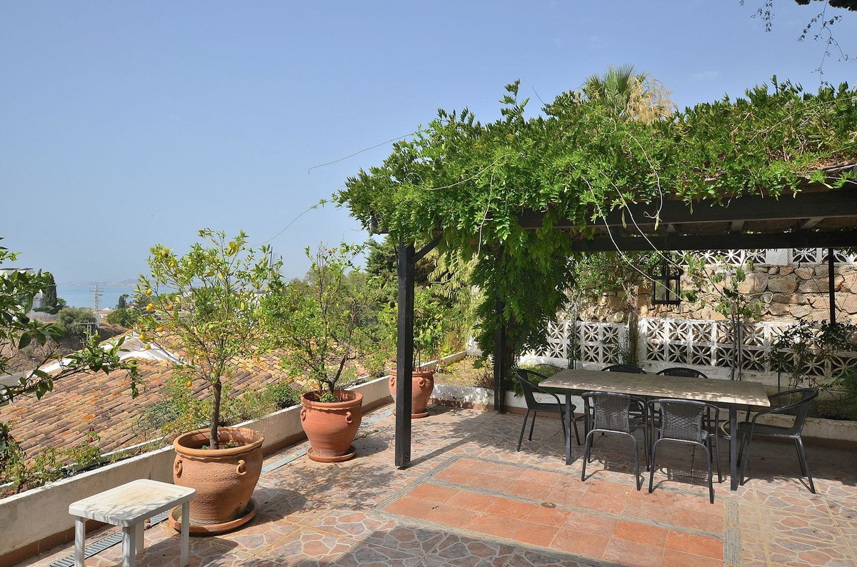 3 Bed Townhouse for sale in Benalmadena Costa Costa Del Sol, Málaga, Spain