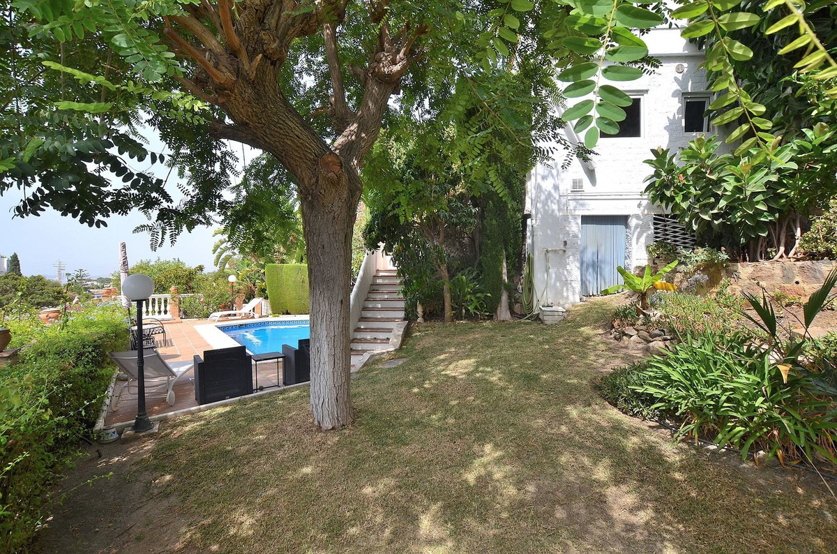 3 Bed Townhouse for sale in Benalmadena Costa Costa Del Sol, Málaga, Spain